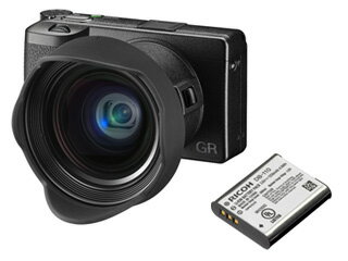 RICOH/リコー GR III＋DB-110 バッテリー＋GA-1 レンズアダプター＋GW-4 ワイコンレンズセット【gr3set】