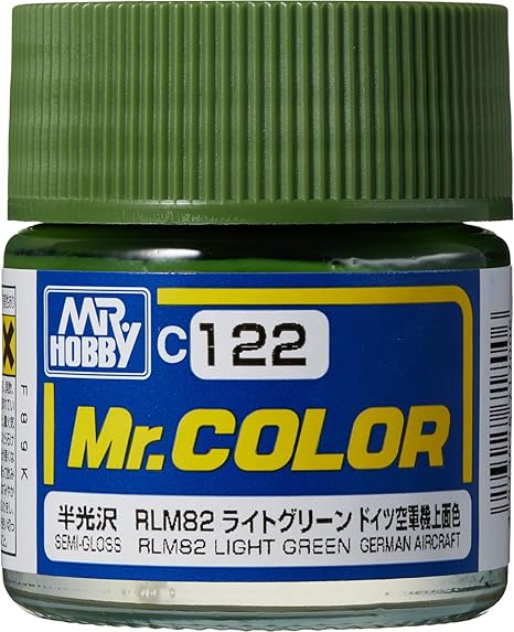 Mr.カラーは発売から40年を超える、模型用塗料のスタンダードです。世界中のモデラーから高い評価を得ています。＜製品特徴＞・色数が豊富で、キャラクター、スケール（戦車、飛行機、船）など数多くの模型ジャンルの塗装に対応します。・使用できる顔料、メタリック粒子などが幅広く、水性系の塗料よりも発色が良いものが多くあります。（特にメタリックと青系塗料）・溶剤系塗料なので、乾燥が早いです。・乾燥後の塗膜が固く、美しい光沢面を得ることが出来ます。・使用樹脂は肉持ち感（厚み）があり、最適な塗膜を形成します。＜希釈と塗り回数について＞・Mr.カラーで塗装する際は、適宜Mr.カラー用うすめ液で薄める必要があります。Mr.カラー用うすめ液は、Mr.カラーを使用した筆、およびエアブラシの洗浄にも使用することができます。・水性塗料に比べ、塗料粘度が高めです。筆塗りをする場合、塗りにくい場合は、Mr.カラーうすめ液を添加してください。（目安 塗料：うすめ液＝1：最大1程度）また、専用のMr.リターダーマイルドを数滴混ぜる乾燥速度が低下し、筆ムラを軽減することができます。・エアブラシ塗装をする場合は、塗料の粘度に合わせて、塗料1：うすめ液最大2の割合を目安に希釈して下さい。エアブラシを使用する際は一度に塗るのではなく、1回目は全体を軽く塗装するにとどめ、2、3回目に分けて薄く重ね塗りしてください。＜光沢から半光沢/つや消しへにの調整方法＞・光沢系のMr.カラーは、C30フラットベースによって光沢度を調整することができます。半光沢仕上げにする場合は、塗料の5〜10％程フラットベースを混ぜます。また、塗料の10〜20％程フラットベースを混ぜるとつや消し仕上がりになります。フラットベースの割合を調整することで、様々な光沢度に調整することができます。注意：・有機溶剤を含む塗料です。使用中・使用後はよく換気を行ってください。・Mr.カラー、Mr.カラーGX以外の他の模型用塗料と混ぜてご利用することは出来ません。C122　
