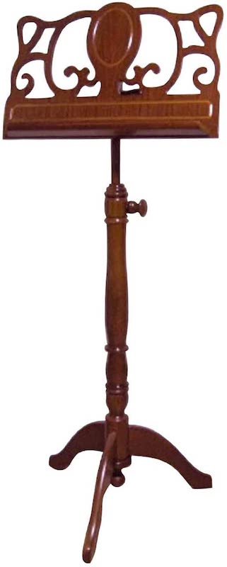 ※期間限定にてレビュー投稿にミュージックキーホルダーをプレゼント中です。 レビュー予定の購入者様はプレゼントを選んでください。上部、「商品をかごに追加」のすぐ上で選べます。 （発送はレビュー投稿後1週間程度お待ちくださいませ。） クラシカルデザインの立奏専用木製譜面台です。 優雅で高級感にあふれ、どっしりとした重量感も備え、演奏者の演奏を一層引き立ててくれる譜面台です。 材質はメープル、ウレタンつや消し仕上げとなっています。 ご購入者より実物はとてもよかったと評価をいただいております。ぜひこの機会に木製譜面台を揃えてください。 輸入品につき、まれに若干の色ムラや仕上げが不十分な個所があることをご了承ください。 　また、PC環境により木目の色合いが実物と写真とでは若干違いがあることがあります。 ・譜面台部分、約50x32cm　 ・上下範囲は譜面台下部より床、約83〜105cm ・重量 約4kg ・この商品はご購入者さまの組立てとなりますことをご了承ください。 （日本語組立て説明書付き）Made in China　