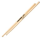 （Fear, and Loathing in Las Vegas）Tomonoriシグネーチャースティック第2弾 U.S.A HICKORY / WOOD TIP / STANDARD FINISH やや短めのテーパーにボールチップを装着。 416mm という長めのサイズと太めのグリップでパワーあるサウンドと安定したアタック音が得られます。 サイズ：15mm×416mm