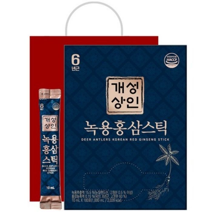 DEER ANTLERS KOREAN RED GINSENG STICK! 開城商人 緑用紅参スティック 手軽に抜いて食べるコスパの良い紅参スティック！ 100%韓国産6年根紅参のみを使用！ 清浄地域のニュージーランドで自由に育った鹿の緑用のみを使用！ 信頼できる副原料（ナツメ、当帰、天弓など）を使用！ こんな方が召し上がるといいですよ！ 疲労感で集中健康管理が必要な方! 濃い紅参の気運を感じたい方! 頻繁な夜勤、ストレス、疲労などで疲れている会社員! 免延力が落ちて強化させたい方! 両親や知人に気軽にプレゼントをしようとする方! 疲れやすく健康管理が必要な方! 家族全員の健康増進及び体力維持に助けが必要な方! 【商品情報】 商品名 : 開城商人 緑用紅参スティック 製品タイプ : 紅参製品(紅参飲料) 包装単位別容量·数量 : 1000ml(10ml*100個) 【摂取量及び摂取方法】 大人1日1~2回、1回1包(10ml)を摂取してください。 開封後は変質することがありますので、すぐに摂取してください。 【摂取時の注意事項】 特異体質及びアレルギー体質の場合、成分を確認してから摂取してください。 植物成分などで沈殿物ができる場合がありますが、製品の品質や機能に異常はありませんので、よく振ってお召し上がりください。 医薬品(糖尿病治療剤、血液抗凝固剤)を服用する際は、摂取に注意してください。 本製品はアレルギー発生の可能性がある卵類(卵)、牛乳、そば、ピーナッツ、大豆、小麦、サバ、カニ、海老、豚肉、桃、トマト、亜硫酸類、クルミ、鶏肉、牛肉,イカ,貝類,松の実を使用した製品といった製造施設で製造しております。 【保存方法】 湿気や直射日光を避けて涼しい場所に保管してください。 注意事項 ・当店でご購入された商品は、原則として、「個人輸入」としての取り扱いになり、全て韓国からお客様のもとへ直送されます。 ・個人輸入される商品は、全てご注文者自身の「個人使用・個人消費」が前提となりますので、ご注文された商品を第三者へ譲渡・転売することは法律で禁止されております。 ・通関時に関税・輸入消費税が課税される可能性があります。課税額はご注文時には確定しておらず、通関時に確定しますので、商品の受け取り時に着払いでお支払いください。 詳細はこちらご確認下さい。 ＊色がある場合、モニターの発色の具合によって実際のものと色が異なる場合がある。