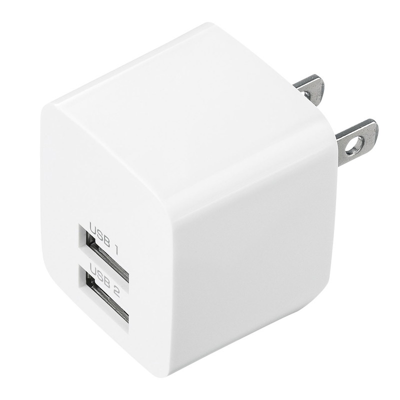 【1日はP3倍!400円クーポン】サンワサプライ USB充電器(2ポート・合計2.4A・ホワイト) ACA-IP44W