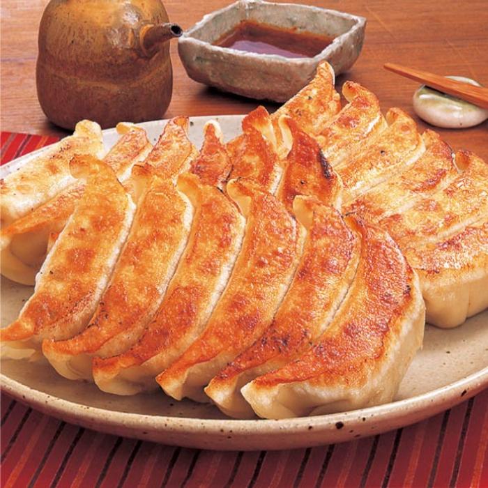 【冬ギフト】宇都宮餃子宇味家のぎょうざ40個 お歳暮 御歳暮 ギフト 誕生日 プレゼント お歳暮 贈り物 お祝い 内祝い 父の日