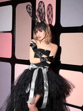 【3500円均一開催中】コスプレ 4点set ブラック バニーガール チュチュ コスチュームセット ワンピース 手袋 カチューシャ リボン レッド 黒 ウェイトレス 衣装 セクシー レディース コスプレ衣装 仮装 大人 ハロウィン ハロウィン衣装 前ミニ ドレス