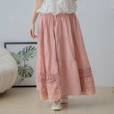 ゴージャスな刺繍で彩られた広めの裾、女性らしい魅力に満ちたピンクの装い【 リネン100% 麻100% 】【 ピンク 桃色 】全3色上代\13,800 (税別)