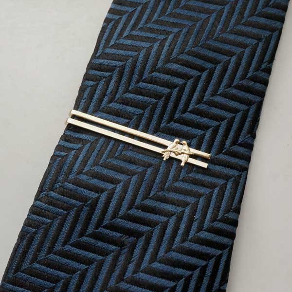 ノンサッチ 幸運と繁栄の翼 ツインバード 14kgf製 ネクタイピン