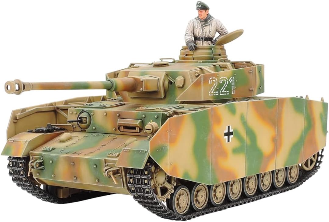 Rakuten - 1/35 ミリタリーミニチュアシリーズ No.209 ドイツ陸軍 IV号戦車 H型 初期型 プラモデル 35209