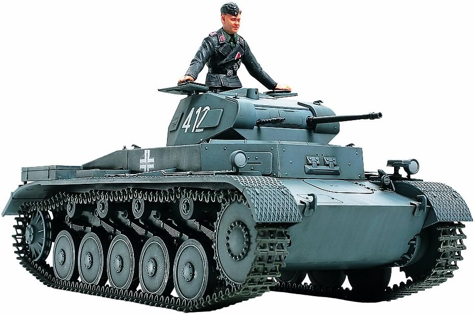 Rakuten - 1/35 ミリタリーミニチュアシリーズ No.292 ドイツ陸軍 II号戦車 A~C型 フランス戦線 プラモデル 35292