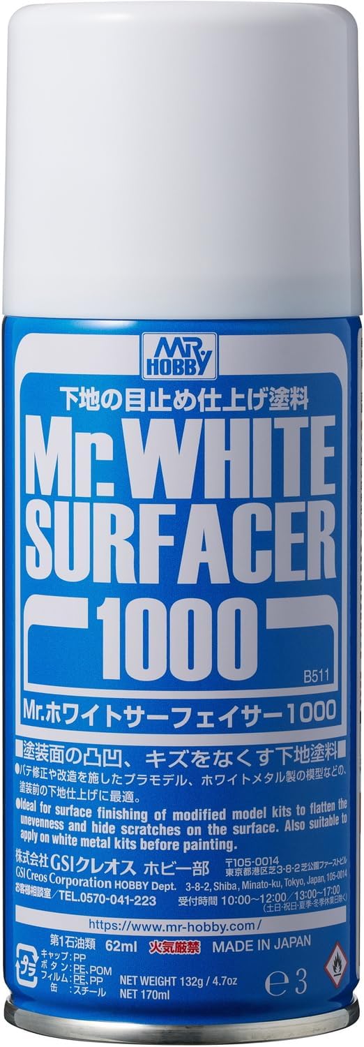 GSIクレオス 「Mr.ホワイトサーフェイサー1000スプレー 170ml」 ホビー用表面処理剤です。 顔料がホワイトのサーフェイサーです。 模型の成型色が黒などの濃い色の場合に役立ちます。 キズの修正ばかりでなく、モデル全体に塗っておくと、上塗りする色の発色をよくし、均一な塗装がしやすくなります。 170ml入りスプレータイプです。