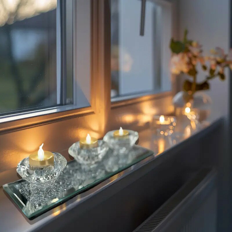 ガラスキャンドルホルダー 3本設置可能 クリスタル調 ダイヤモンド調 ラグジュアリー シンプル かわいい おしゃれ インテリア リビング 窓辺 デスク パーティ