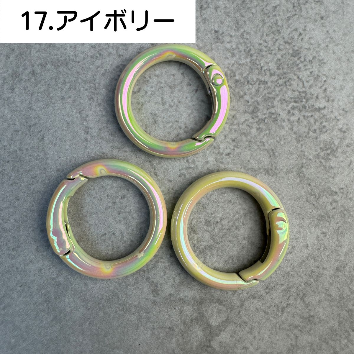 楽天市場】カラビナ 丸（カラーホワイト）（日用品雑貨・文房具・手芸