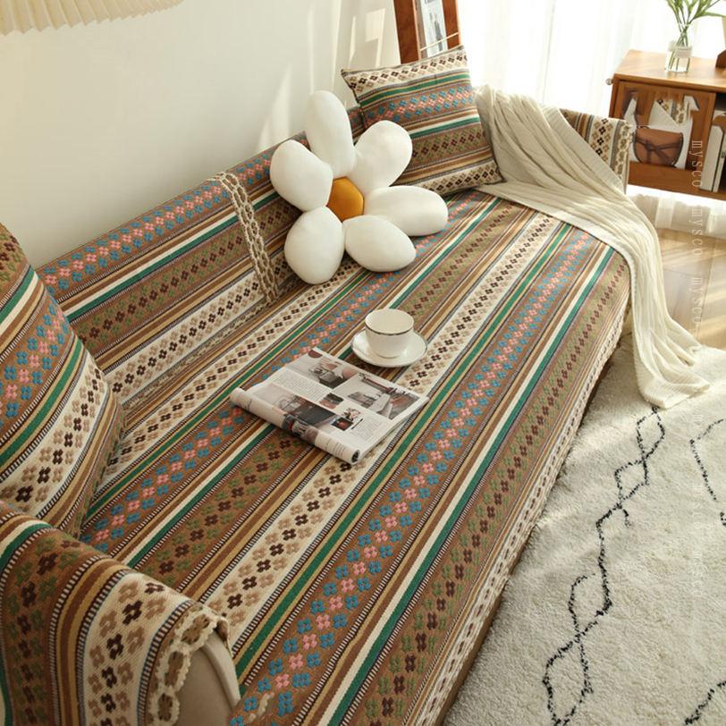 300円OFFクーポン ソファカバー マルチカバー 民族風 かわいい 綺麗 2人掛用 4人掛用 やわらかい ペット用 洗える 四季兼用 おしゃれ ナチュラル 北欧 シンプル 取り付け簡単 ウォッシャブル 滑りにくい 綿麻 レトロ オールシーズ mysco [3]