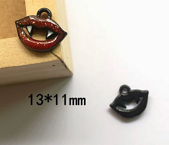吸血鬼 ハロウィン チャーム ピアスパーツ アクセサリーパーツ 1個