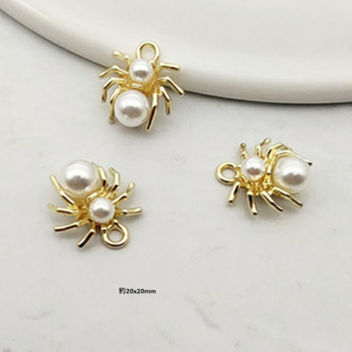 蜘蛛 クモ ハロウィーン チャーム ピアスパーツ アクセサリーパーツ 1個入り