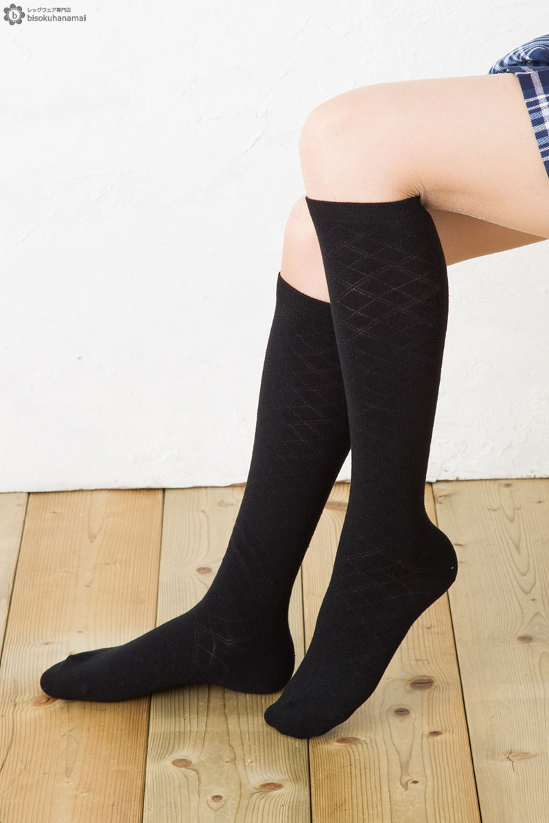ふくらはぎゆったり ダイア柄 ハイソックス 22-25cm 日本製 (うるおい加工) 靴下 アーガイル レディース high socks ladies
