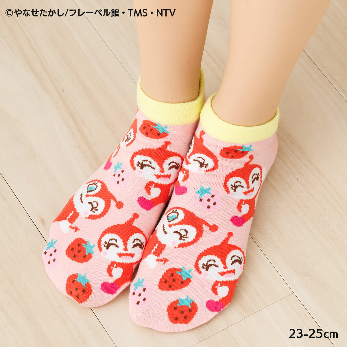 樂天商城 - ドキンちゃんといちご総柄 スニーカー丈ソックス ピンク 23-25cm レディース 靴下 fk-387-16k3-190 D1PK
