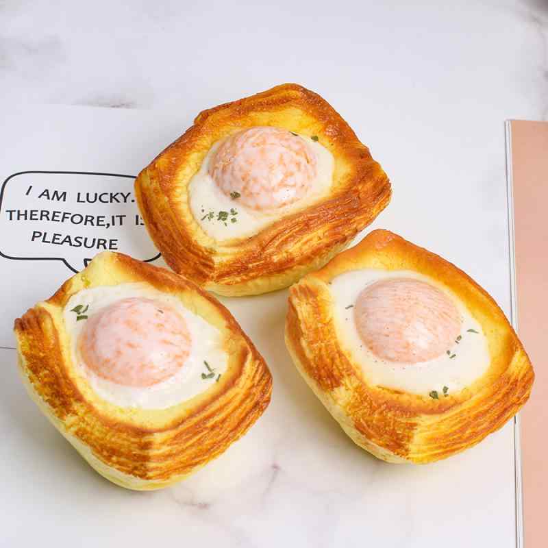 スクイーズ玩具 やわらか 低反発 もちもち ぷにぷに リキッド入り クロワッサン パン フェイクフード ストレス解消 癒しグッズ PU素材 デスク おもちゃ インテリア 知育玩具(x2)