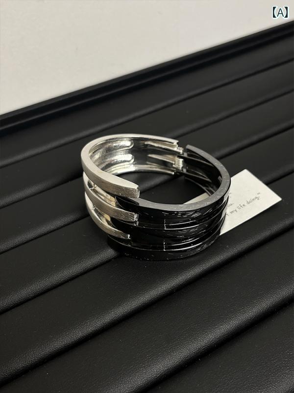 カフブレスレット バングル エスニック レディース 黒 白 ブレスレット 女性用 多層 軽い レトロ シンプル カジュアル 個性