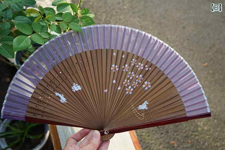 扇子 おしゃれ 涼しい 夏 祭り レトロ センス 団扇 プレゼント 中 和風 スプレー 塗装 桜 ウサギ 中華風 漢服 和装 着物 浴衣 合わせる