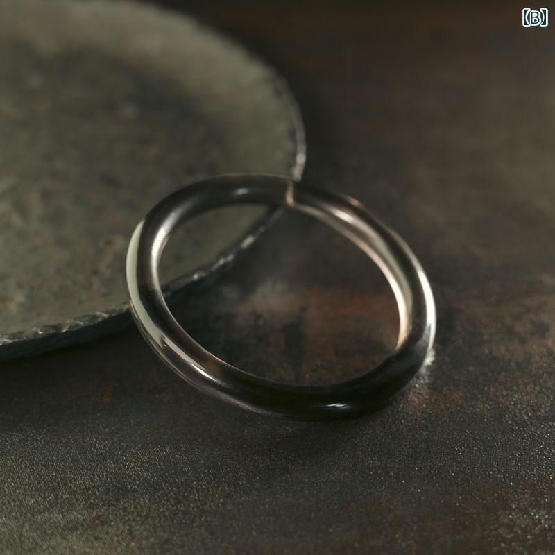 モズラボのブレスレット レディース 大人 上品 アクセサリー 大きめ 黒曜石 水晶 半貴石 ヴィンテージ風 普段使い 外出用 シンプル おしゃれ｜アングル3