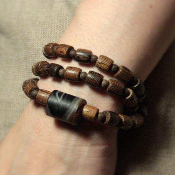 手首 アクセサリー メンズ ブレスレット ヴィンテージ風 エスニック 木製 レディース 韓国 ビーズ 伸縮性 石 ウッド カップル お揃い おしゃれ おでかけ