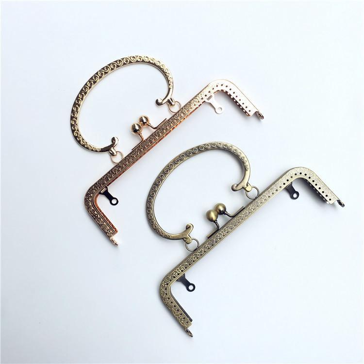 口金 がま口 20cm 金具 材料 ハンドメイド 手芸 パーツ 素材 手提げ バッグ カバン DIY エンボス加工 ..