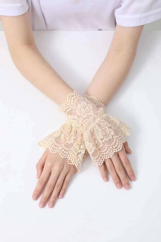 手の甲 ハンドカバー レディース 夏 日焼け防止 手袋 薄手 レース フィンガーレス 運転 サイクリング 傷跡 カバー きれいめ 黒 白 ベージュ