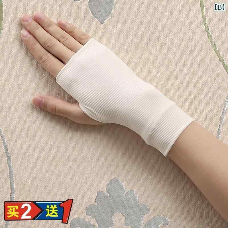 手の甲 ハンドカバー ショート 手袋 グローブ 指なし 薄手 日焼け防止 快適 通気性 弾性 涼しい 滑り止め 運転 外出 ギフト シンプル 無地 男女兼用 春夏