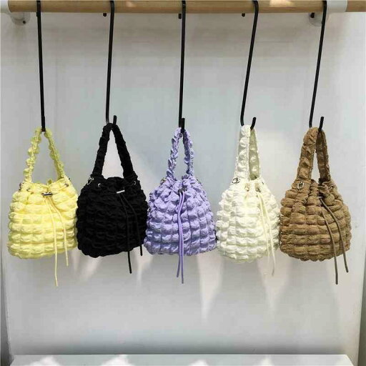 レディース バッグ 夏 バブル プリーツ かわいい ポータブル チェーン クロス ボディ バッグ バケット レディース バッグ 夏 バブル プリーツ かわいい ポータブル チェーン クロス ボディ バッグ バケット