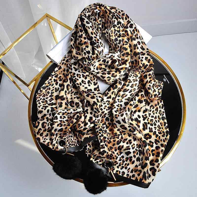 レディース ショール スカーフ おしゃれ 春秋 ヒョウ柄 ファーボール 女性用 二層 ヒョウ ドット ロング ボール