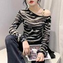 Tシャツ レディース 長袖 ゼブラ柄 シアー メッシュ素材 アシンメトリーネック スリムフィット プルオーバー 韓国風 トレンド シンプル 上品 カジュアル トップス(4)