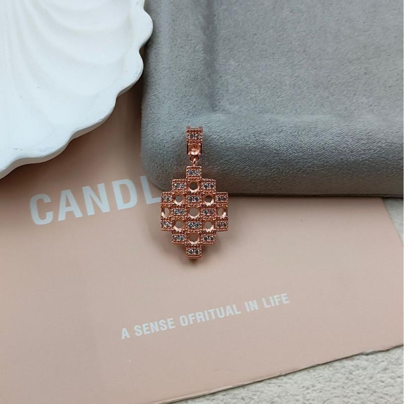 アクセサリーパーツ ネックレス DIY 韓国風 ハート型 エポキシ樹脂加工 銅製 電気メッキ加工 ローズゴールド 合金 シングルチャーム ペンダント空枠