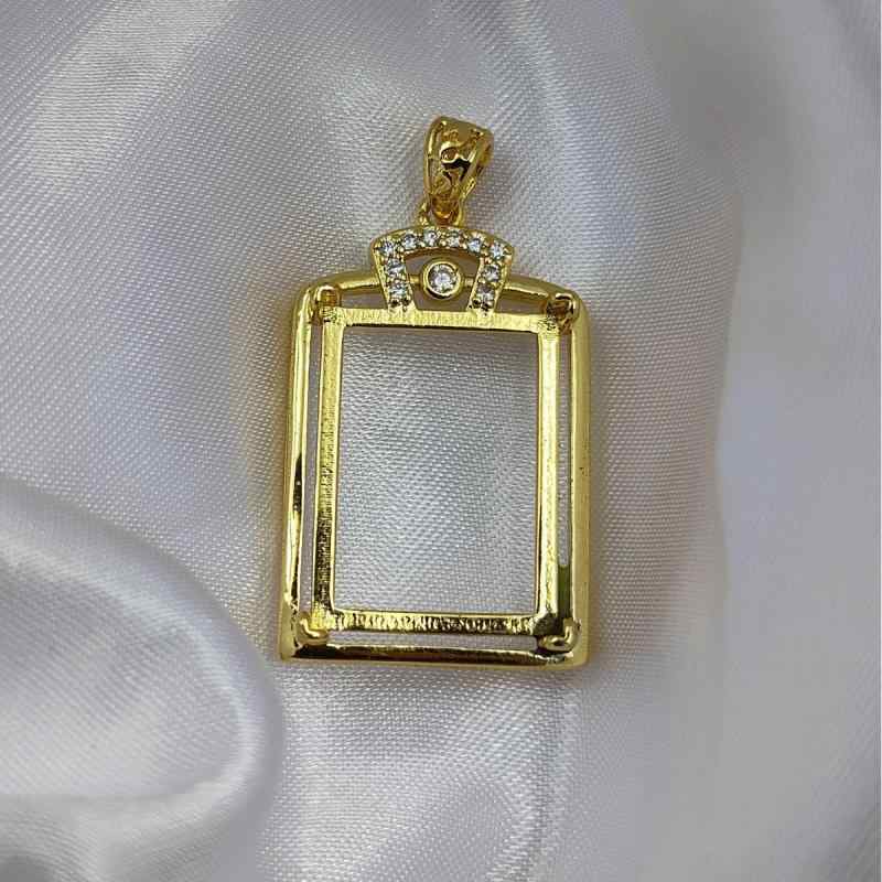 DIYアクセサリーパーツ 金色 台形 空枠 カルセドニー セッティング用 銅製 電気メッキ加工 ペンダントトップ おしゃれ 多種デザイン 中国風 レトロ アンティーク調 エスニック 開運モチーフ