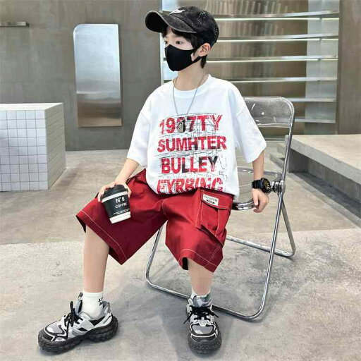 キッズ 男の子 薄手 半袖 Tシャツ アルファベット柄 ハーフパンツ 2点セット 綿90% コットン カジュアル ジュニア 夏服 セットアップ(x2) キッズ 男の子 薄手 半袖 Tシャツ アルファベット柄 ハーフパンツ 2点セット 綿90% コットン カジュアル ジュニア 夏服 セットアップ(x2)