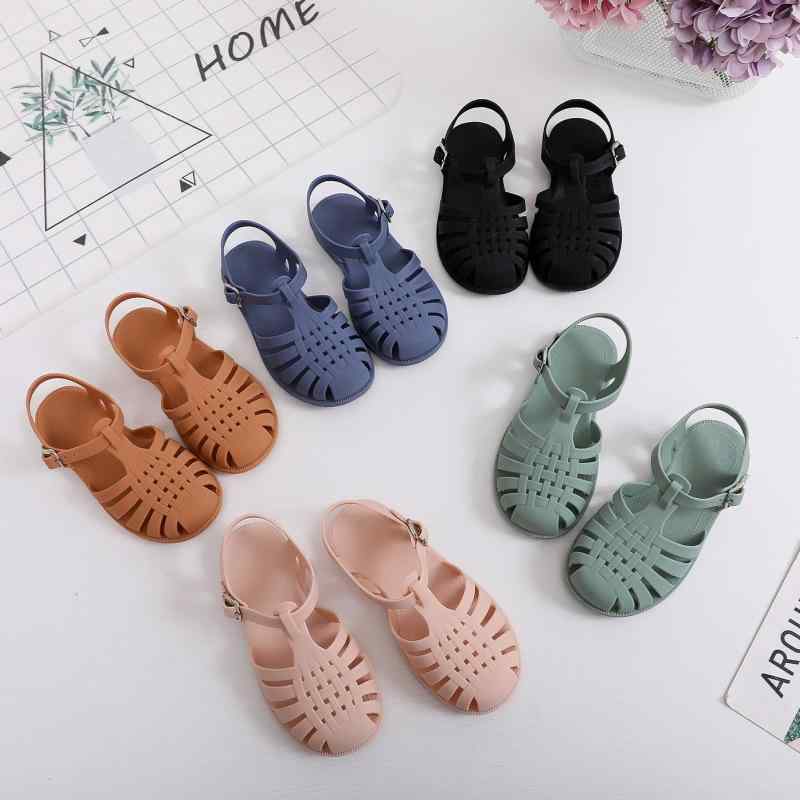 サンダル ベビー キッズ 子供用 春夏 つま先保護 柔らかソール 滑り止め 水陸両用 穴あき 通気性 ロー..