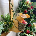 ガーデンオブジェ かわいい うさぎ 兎 木登り 壁掛け 屋外 庭園 ベランダ バルコニー エクステリア 樹脂製 アメリカン 置物 飾り パイプ装飾 庭づくり アクセント