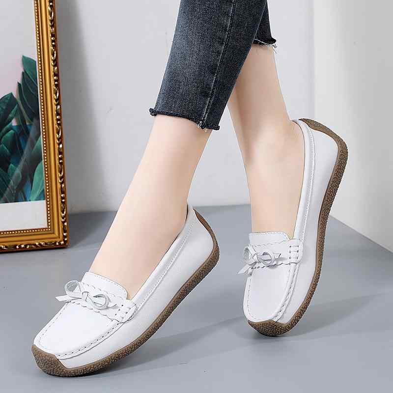 モカシン レディース 快適 ソフトソール 本革 大きいサイズ ママ ナース 白 スリッポン フラット カジ..
