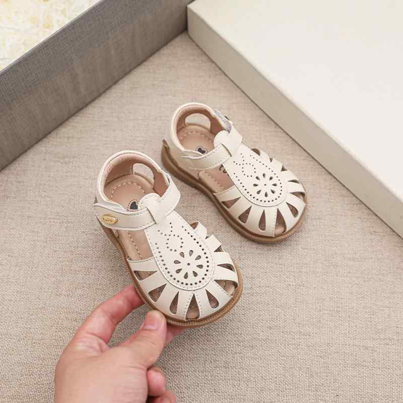 サンダル ベビー 女の子 滑り止め マジックテープ ファーストシューズ よちよち歩き 柔らかい底 プリン..