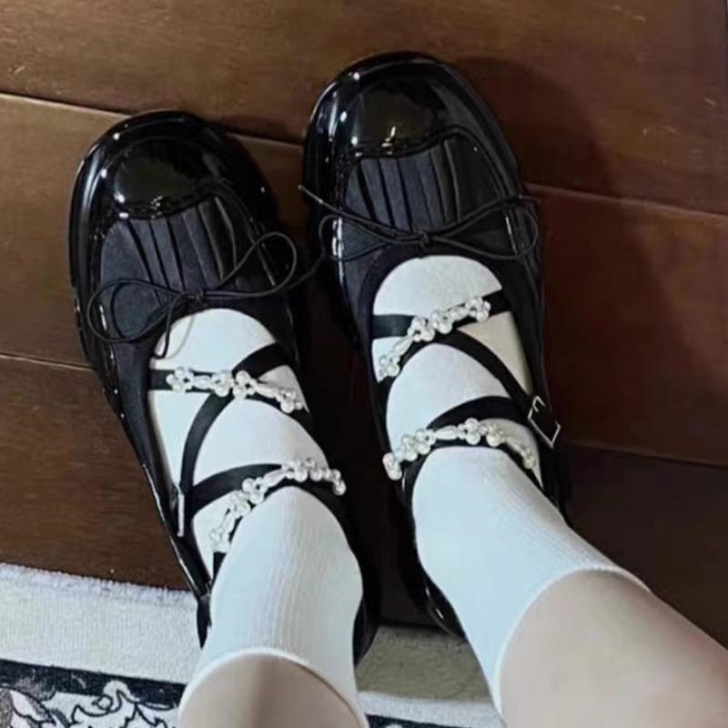 パンプス レディース 厚底 マリージェーンシューズ ラウンドトゥ バレエシューズ カットアウト レザー調 クロスストラップ レース バックルストラップ ラバーソール カジュアル オールシーズン