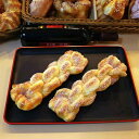 食品サンプル 高品質 ヨーロピアン ツイスト編みパン 模型 フェイクフード 飲食店ディスプレイ 撮影小道具 幼児教育 知育玩具 お手頃価格 置物(x2)