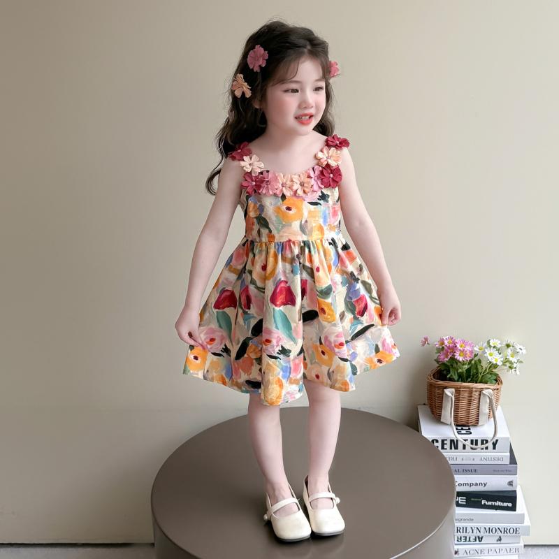 ・カテゴリ: ワンピース・スタイル: プリンセス風・タイプ: キャミソール・デザイン要素: プリンセス・主な素材: 綿混紡・裏地: 綿混紡・性別: 女性・対象年齢: 3～8歳 (身長100～140cm)・柄: 無地、花柄・生地加工: 柔軟加...