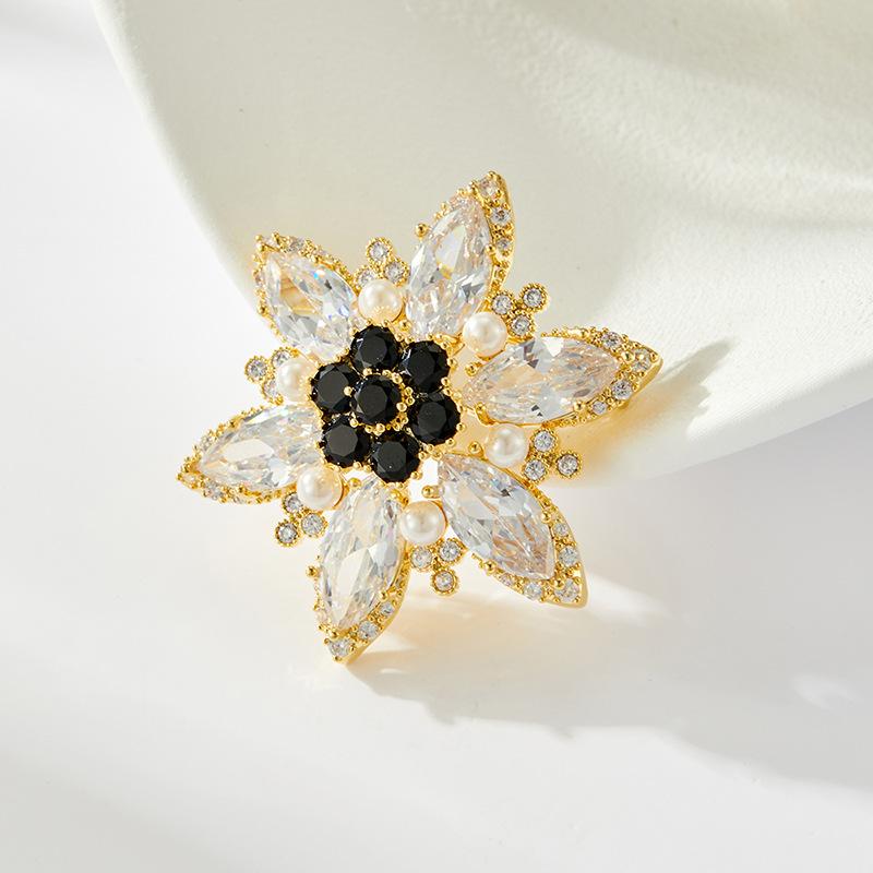 ブローチ レディース ブラックジルコニア パール クリスタル 雪の結晶 輝く 軽やか ラグジュアリー ファッション モダンスタイル レトロ 精緻 服飾小物(x2)(4)