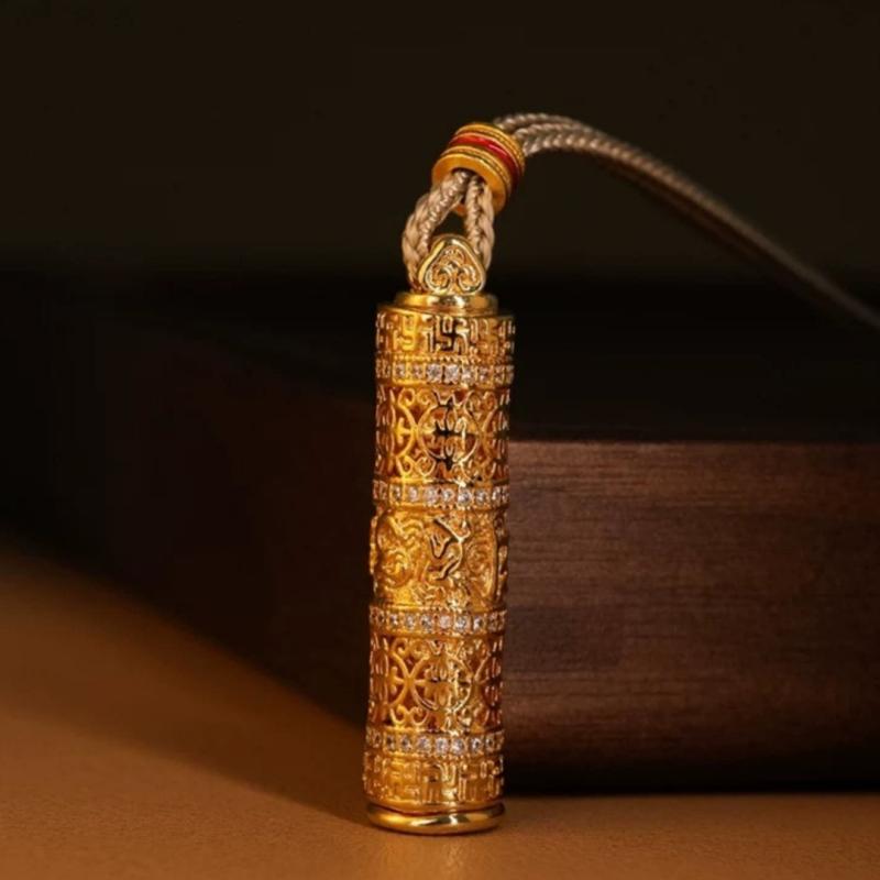 ネックレス レディース 携帯用 銅製 金メッキ 古法仕上げ 虚空蔵菩薩 六字真言 金仏 ペンダント 守護仏 守護神 お守り 開運 厄除け 運気上昇 新中式スタイル アクセサリー