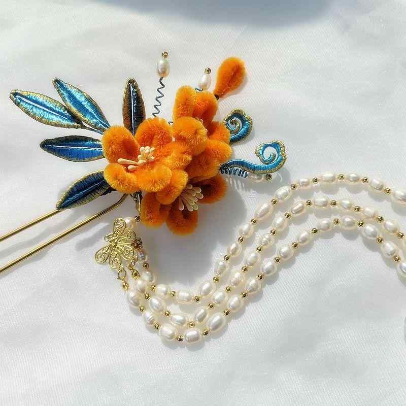 簪 手作り 金彩加工 淡水パール タッセル 歩揺 レトロ ベルベット調 糸巻き花飾り 漢服 和装 着物 浴衣..