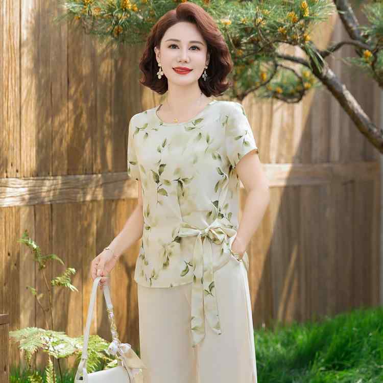 セットアップ レディース ミセス ゆったり 体型カバー 薄手 半袖 ブラウス 九分丈パンツ 花柄 ウエストリボン カジュアル エレガント 上品 夏服 大きいサイズ対応 グリーン レッド