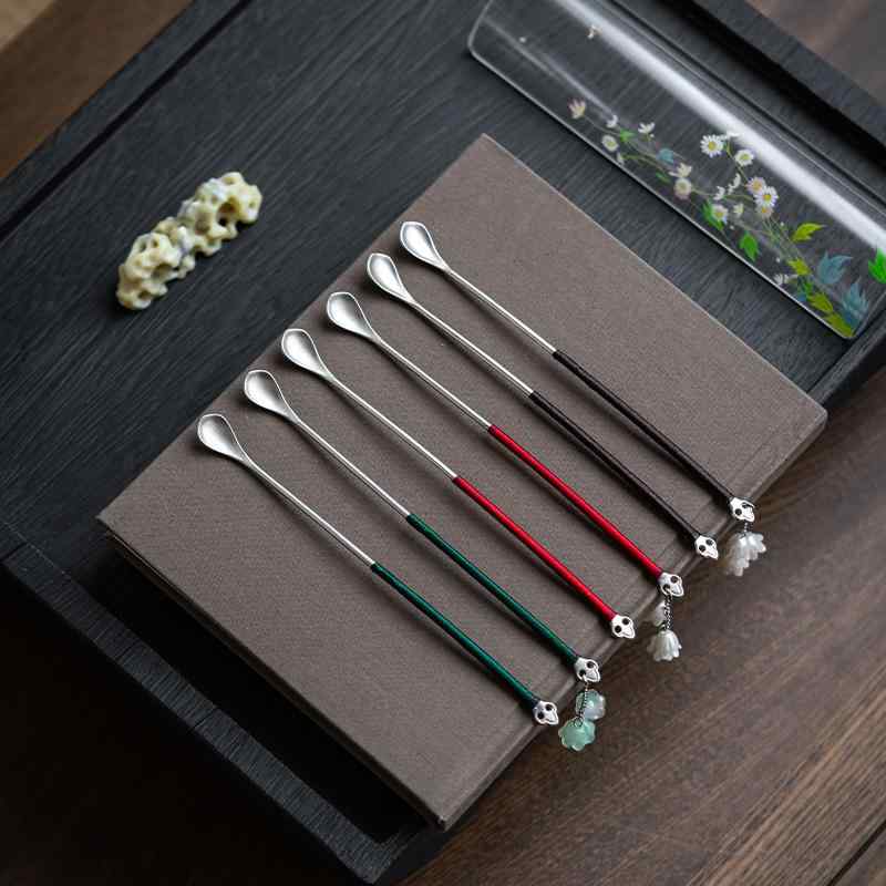 茶道具 茶さじ 茶匙 茶勺 中国風 レトロ アンティーク調 手作り 編み込み紐 錫製 軽量 自宅用 茶室用 茶道 ライトラグジュアリー ブラウン レッド グリーン