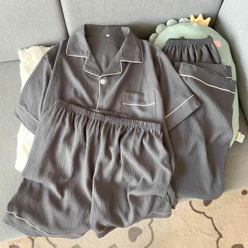 ・カテゴリ: 部屋着・主な素材: ポリエステル、綿（ポリエステル90%-95%未満）・スタイル: 無地、ポケット付き、シンプルカジュアル・厚さ: 薄手 (約101-120g/m²)・ネックライン: 襟付き・袖丈: 七分袖・パンツ丈: 長ズボン・機能: リラックス、快適、部屋着兼外出着・対象: 中年男性・用途: 部屋着・カラー展開: ダークグレー、ブラック、ライトグレー、ライトブルー・サイズ展開: L、XL、XXL、3XL