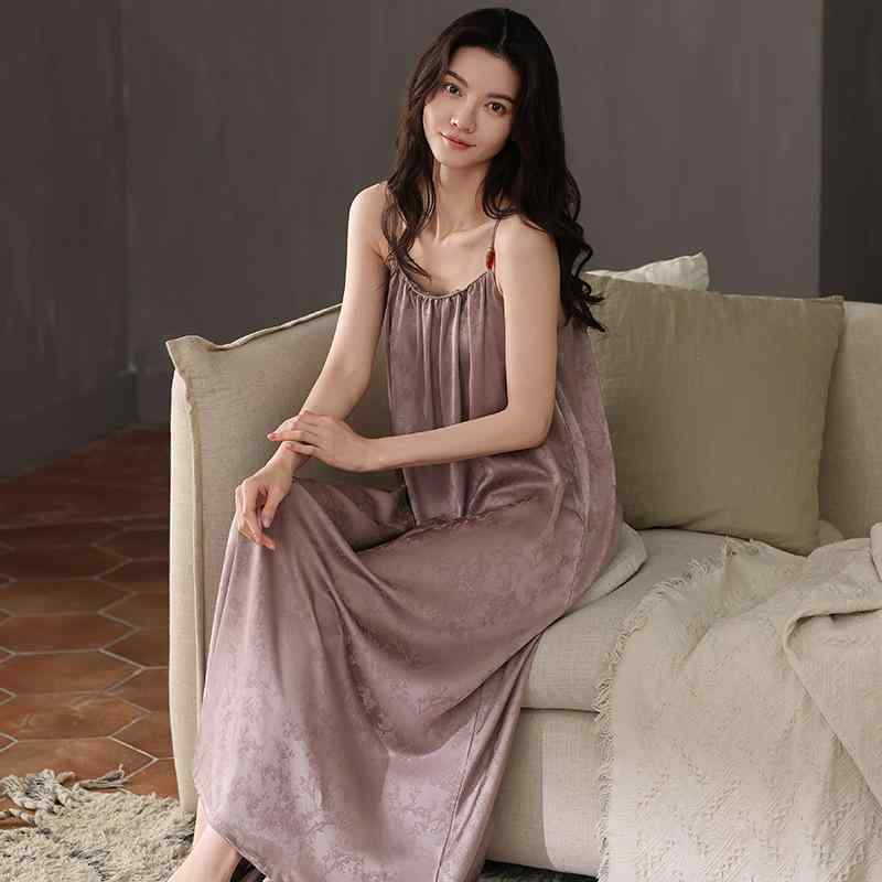 キャミソール ルームウェア レディース マタニティ 接触冷感 薄手 シルク調 光沢感 ロング丈 ネグリジェ 高級感 ゆったり 大きいサイズ 通気性 吸汗速乾 快適 部屋着 ナイトウェア おうち時間 春夏