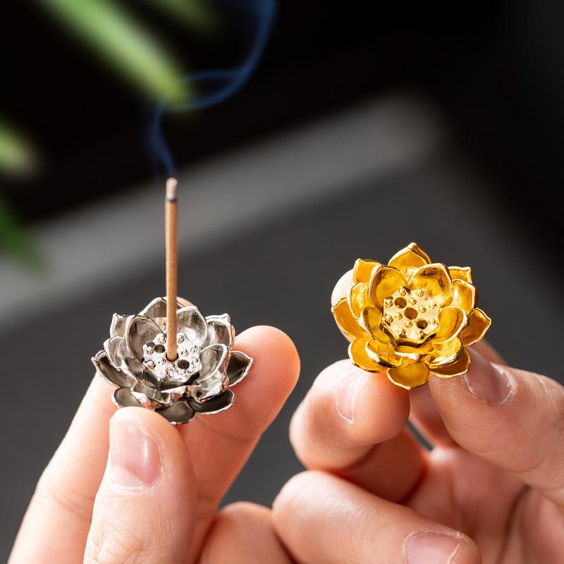 線香立て 多機能 複数穴対応 蓮花デザイン 銅合金製 高級感 おしゃれ 香炉アクセサリー 香皿 香炉台 イ..