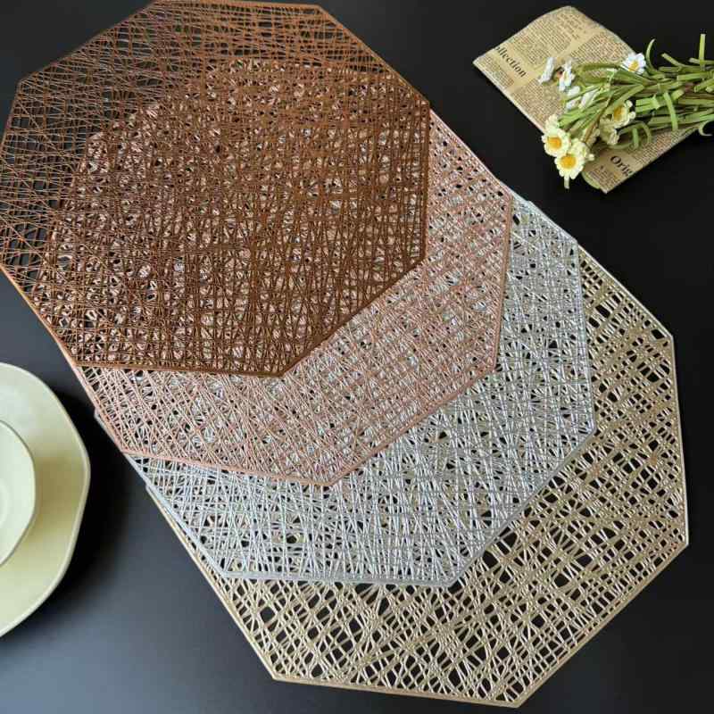 ランチョンマット PVC製 断熱 滑り止め 八角形 透かし彫り 箔押し シンプル 和モダン 上品 プレースマット コースター 銀色 ゴールド ローズゴールド アンティークブロンズ
